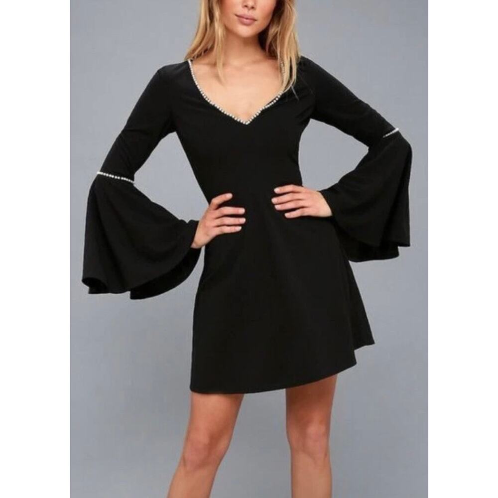 Lulus Romantic Intention Black Pearl Bell Sleeve Skater Dress Size Medium